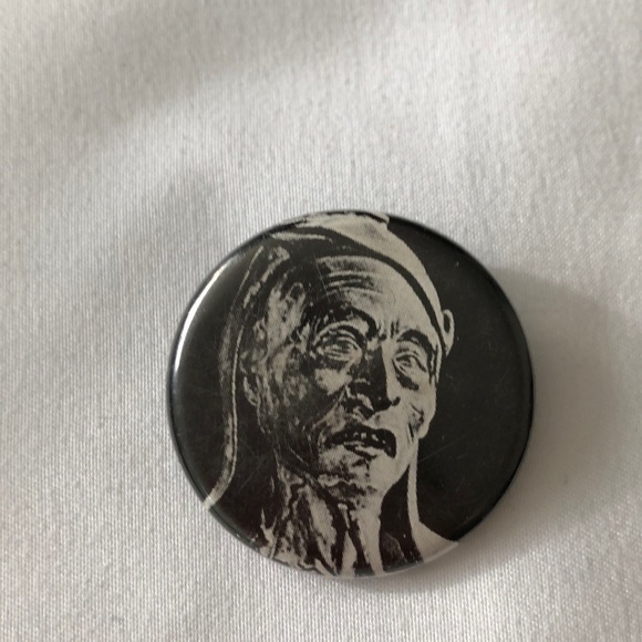 VINTAGE UGLY ZOMBIE PIN - Picture 1 of 2